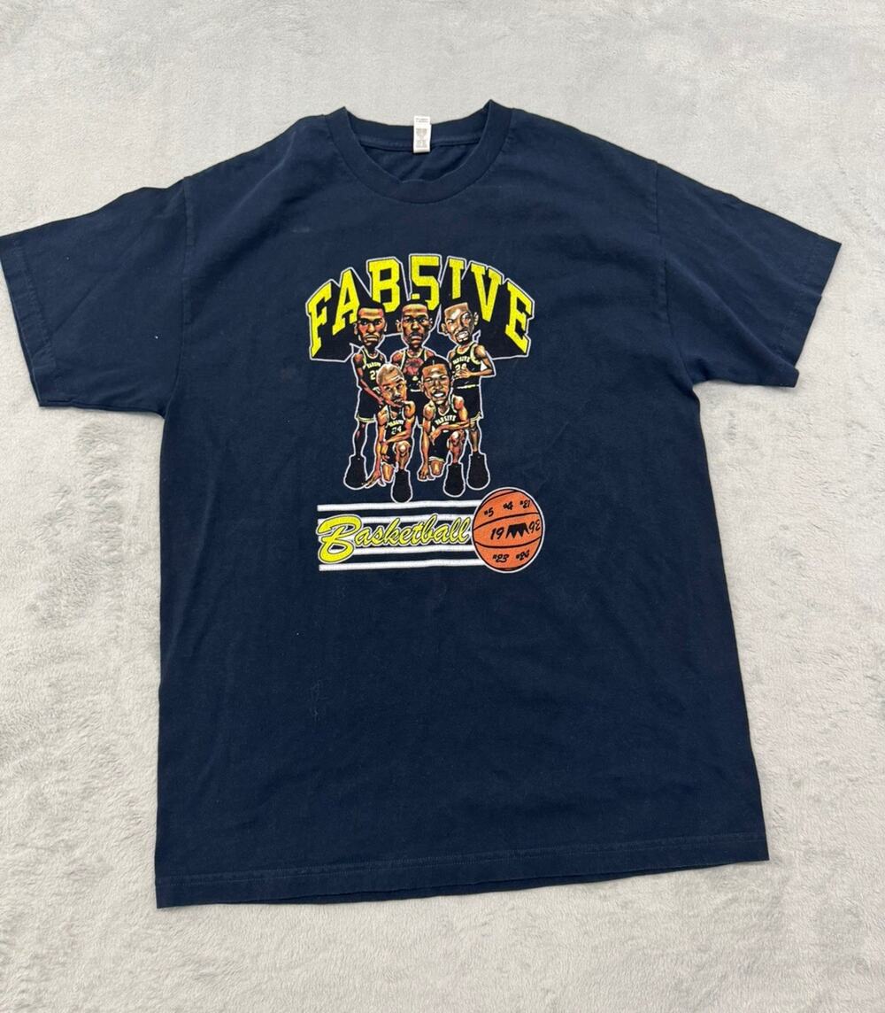 Fab 5ive Five Michigan Wolverines T-Shirt (Adult Large)